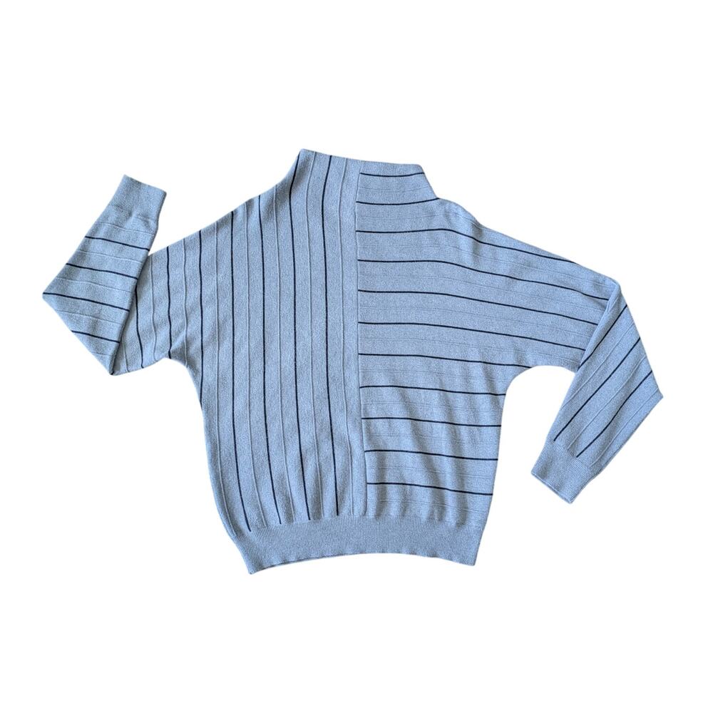 Tahari Mock Neck Sweater Womens L Gray Striped Soft Office Preppy Mature
